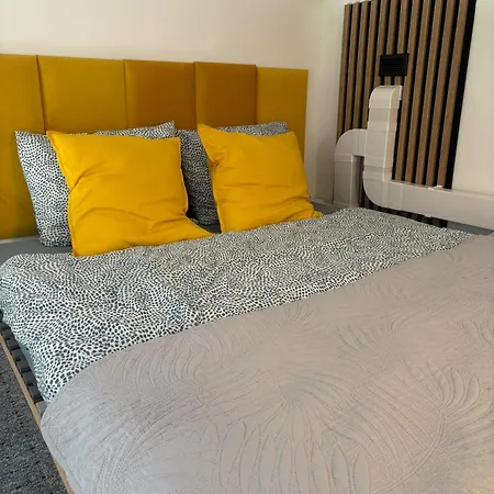 Parrot Main Station Cracow Apartamento